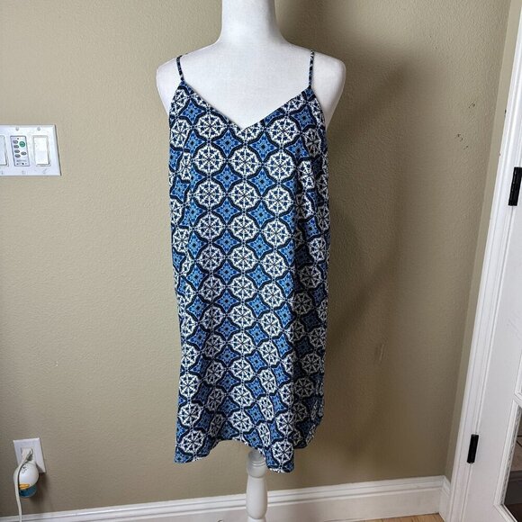 LULU'S Blue & White Geometric Print Strappy Sundress Size large - Picture 2 of 12